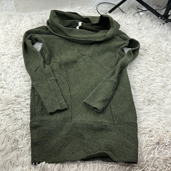 Lululemon Along the Way Dress Heathered Dark Olive - Picture 1 of 8